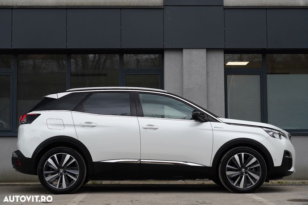 Peugeot 3008 PHEV EAT8 4X4 GT Pack - 25