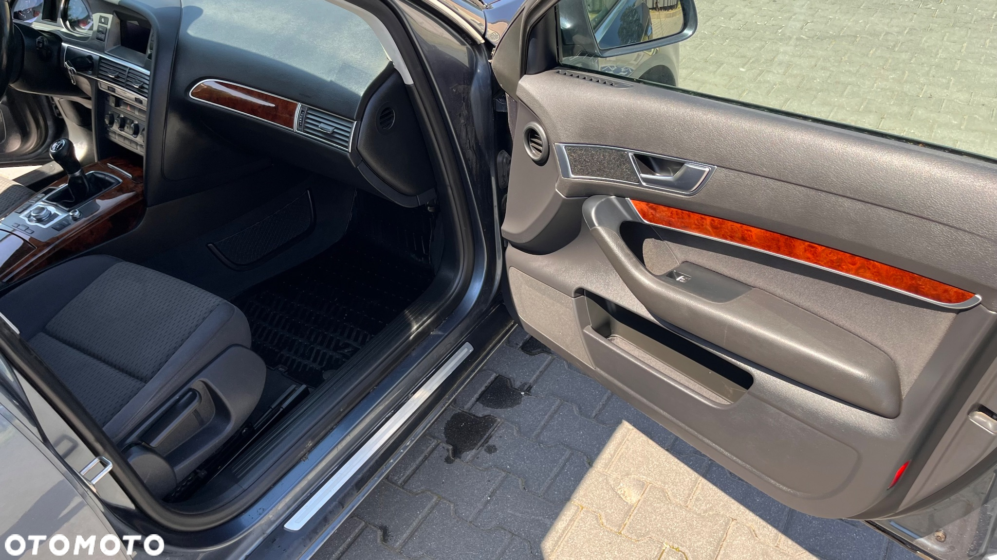 Audi A6 2.4 - 11