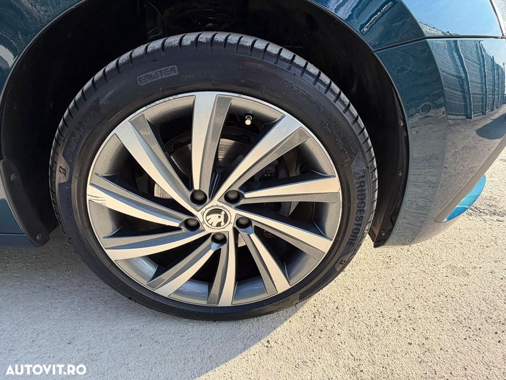 Skoda Octavia 2.0 TDI DSG Style - 7