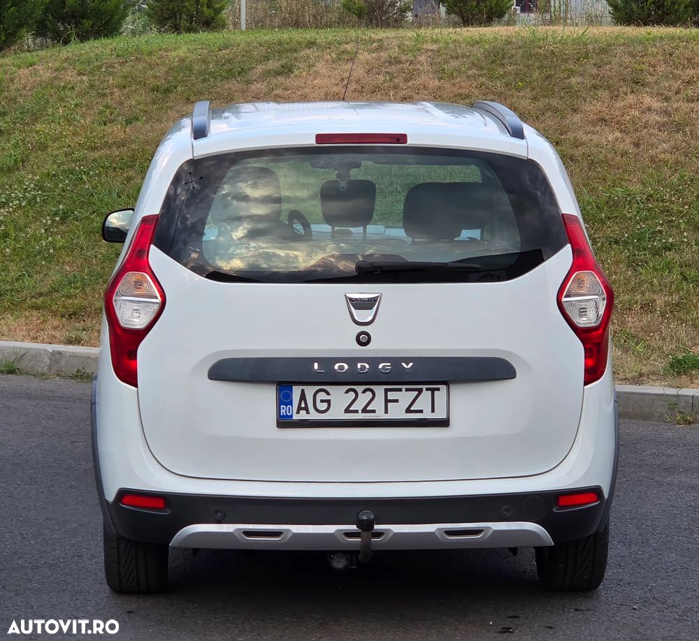 Dacia Lodgy 1.2 TCe 115 CP Stepway - 5