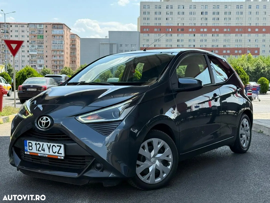 Toyota Aygo 1.0 VVY-I 5 usi X-style - 4