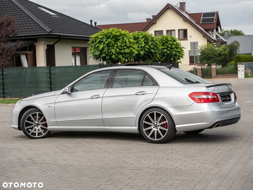 Mercedes-Benz Klasa E 350 CDI DPF BlueEFFICIENCY 7G-TRONIC Avantgarde - 10
