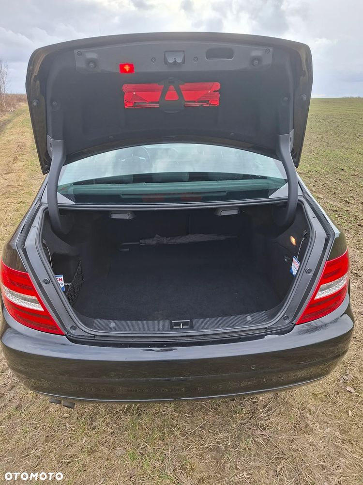Mercedes-Benz Klasa C 180 7G-TRONIC - 8