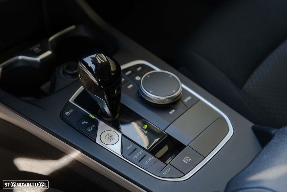 BMW 116 d Corporate Edition Auto - 27