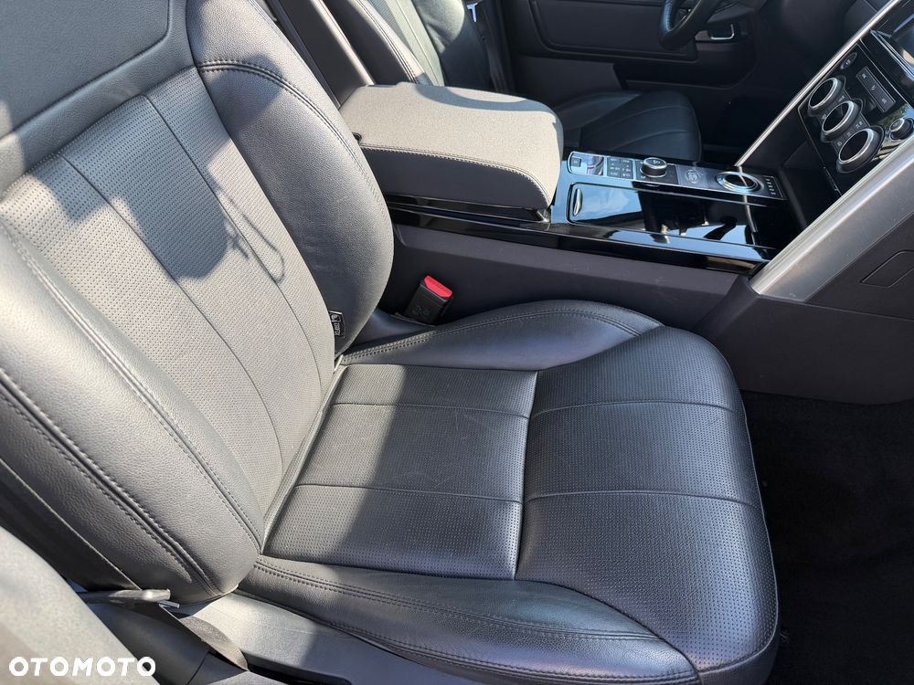 Land Rover Discovery 3.0 TD6 HSE - 31