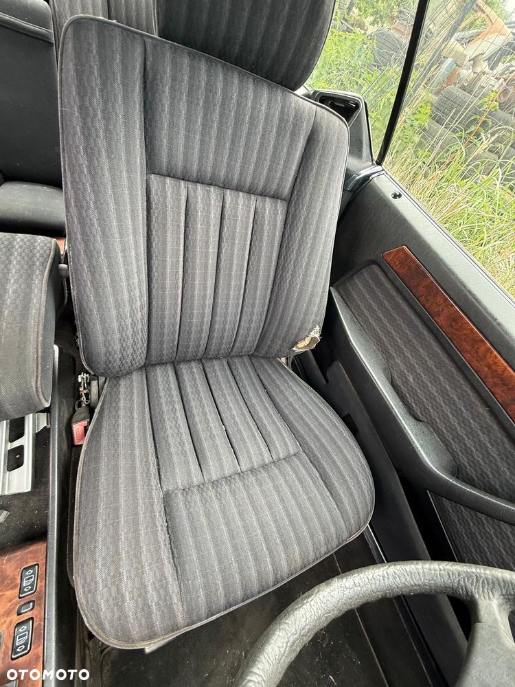 Mercedes-Benz W124 (1984-1993) - 11