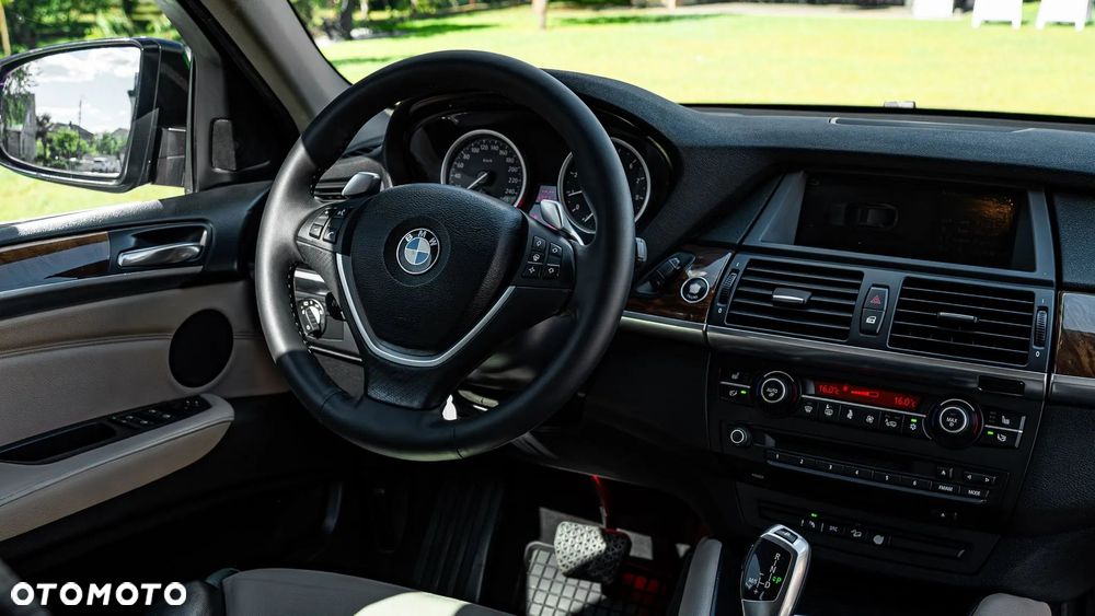 BMW X6 35i xDrive - 15