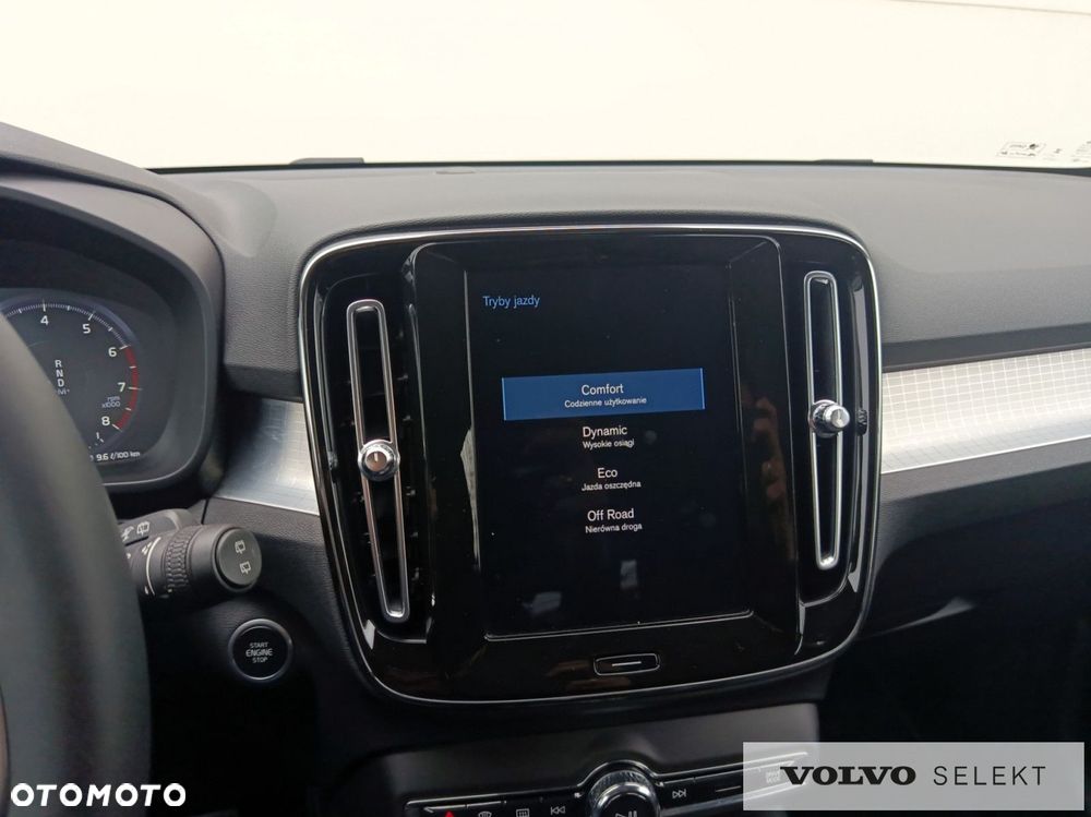 Volvo XC 40 - 19