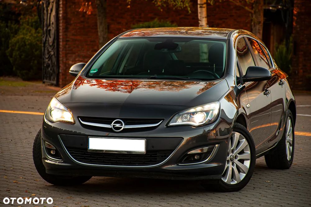 Opel Astra 1.6 ECOTEC DI Turbo ecoFLEX Start/Stop Exklusiv - 5