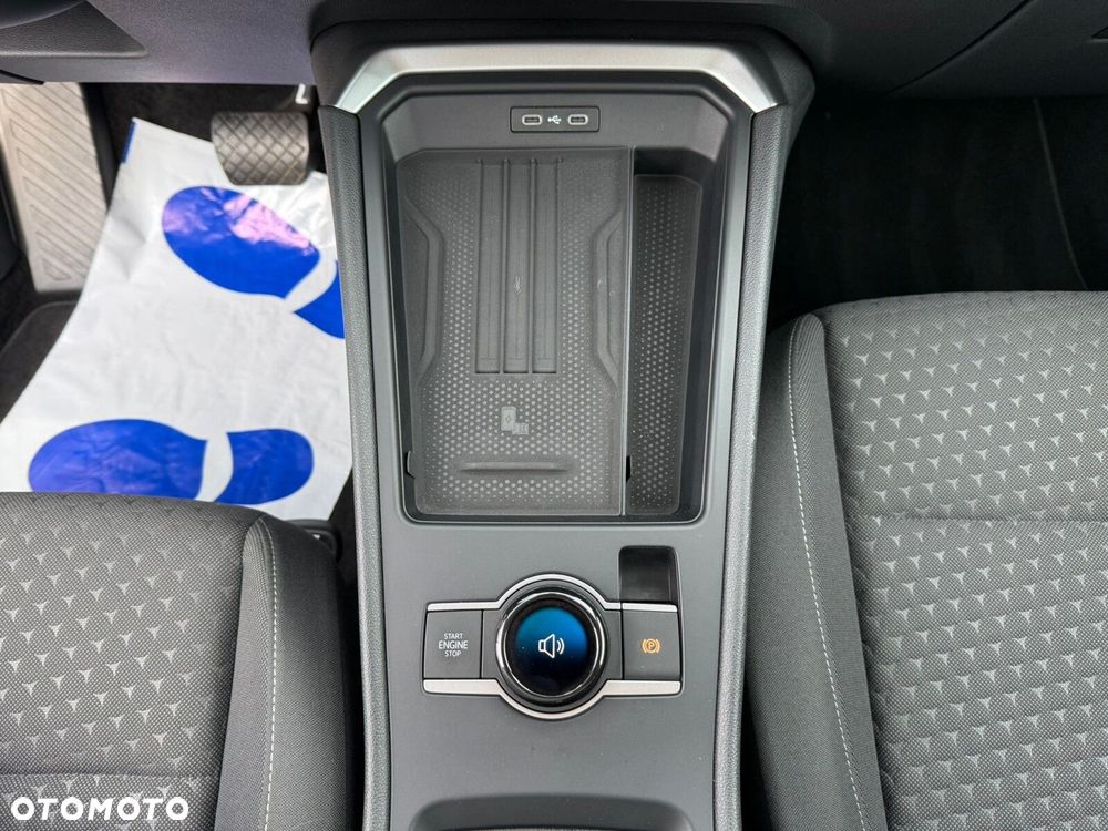 Volkswagen T-Roc 1.5 eTSI Life DSG - 22