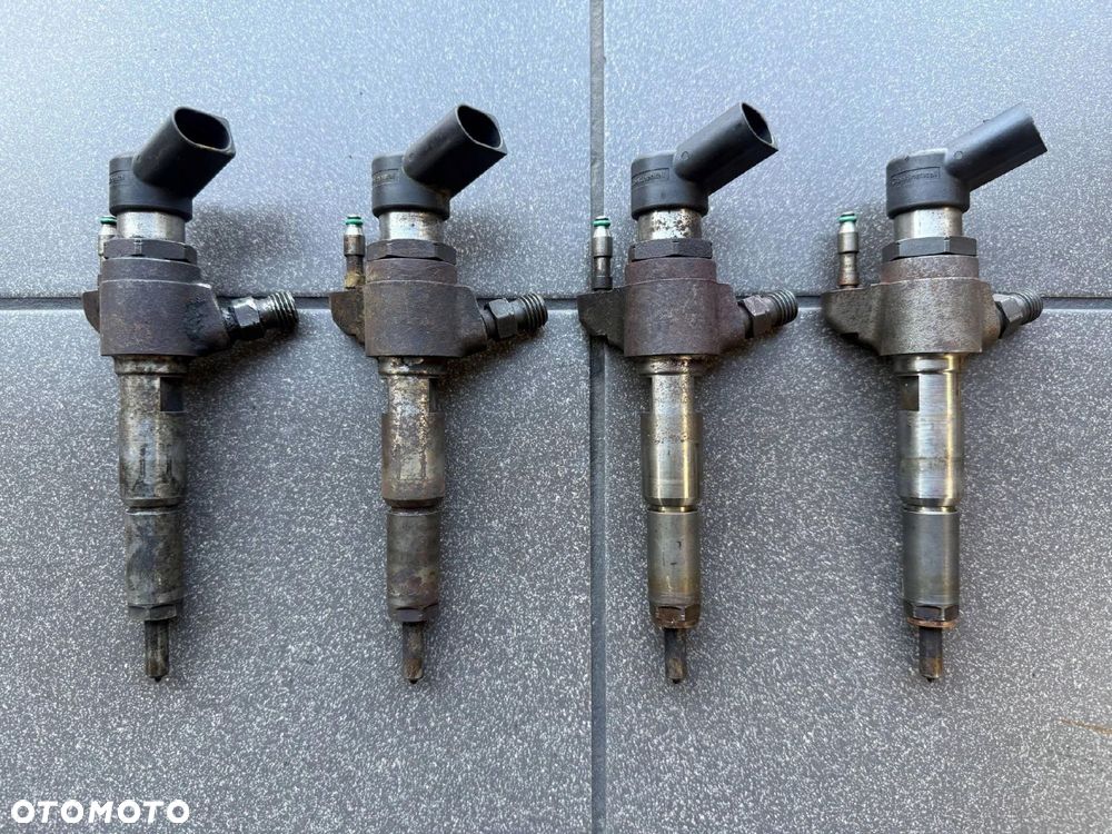 WTRYSKIWACZ 1.6 TDCI FORD PEUGEOT 9802448680 - 1