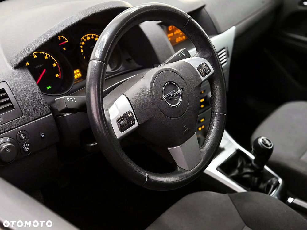 Opel Astra 1.7 CDTI Enjoy - 13