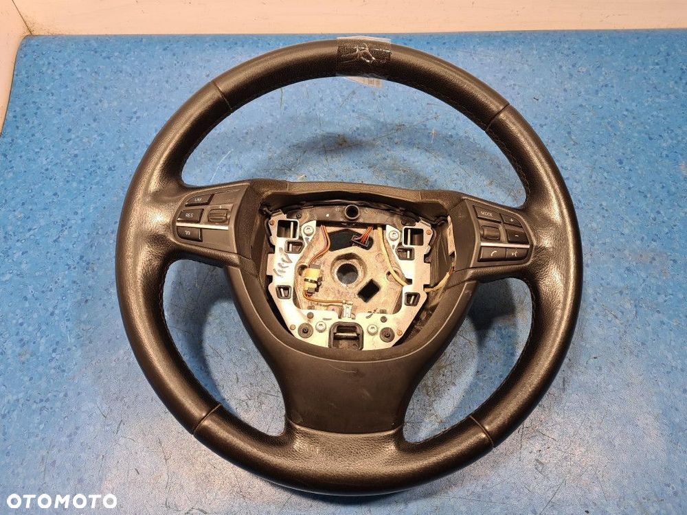BMW 5 F10 F11 KIEROWNICA MULTIFUNKCYJNA - 1