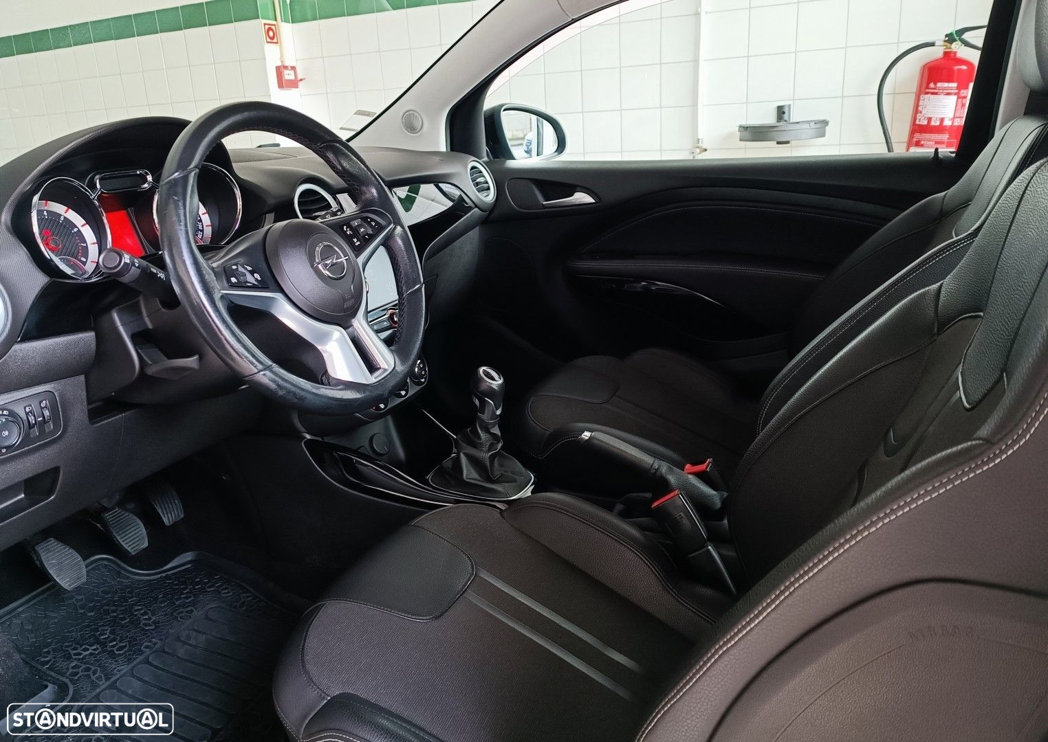 Opel Adam 1.0 S&S Rocks - 8