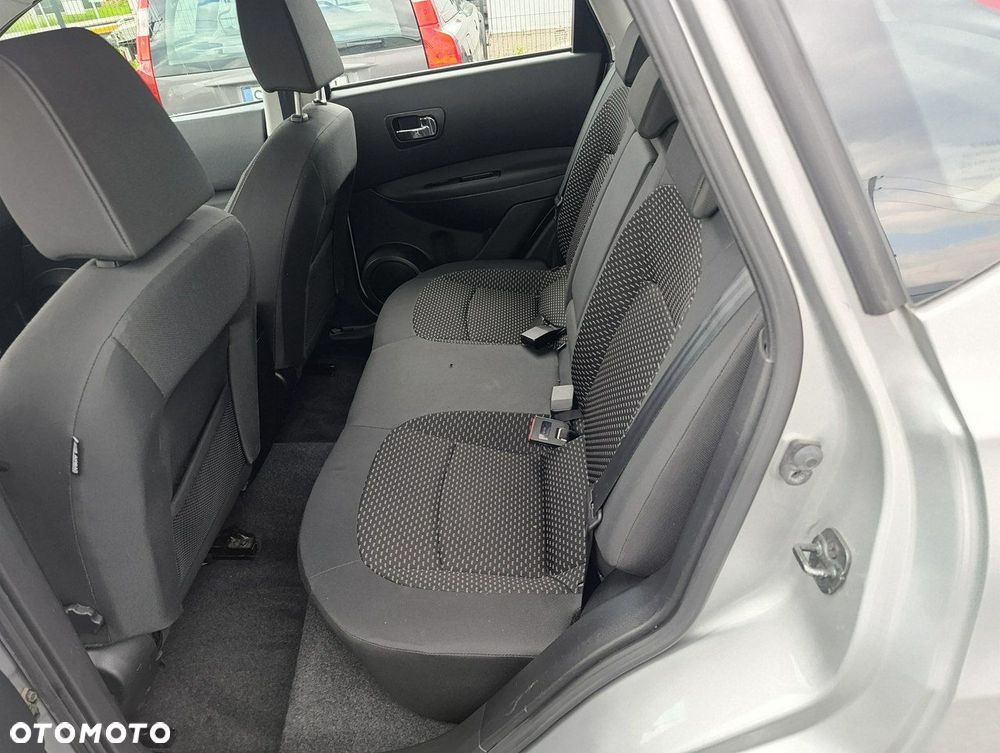 Nissan Qashqai - 12