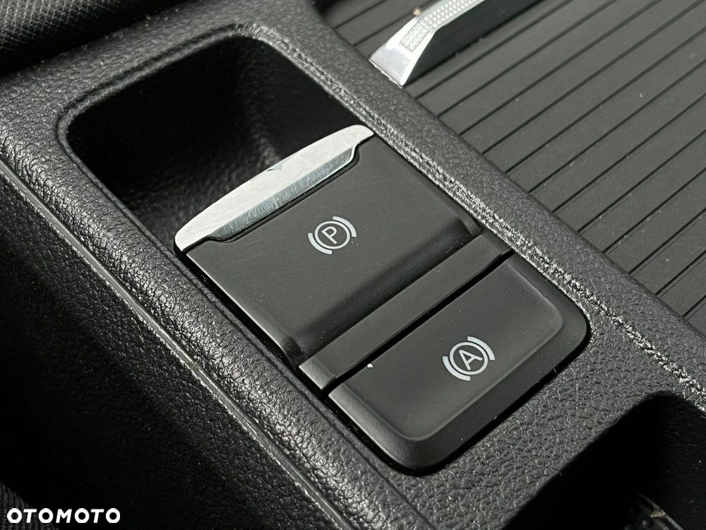 Skoda Octavia 1.5 TSI e-Tec Ambition DSG - 25