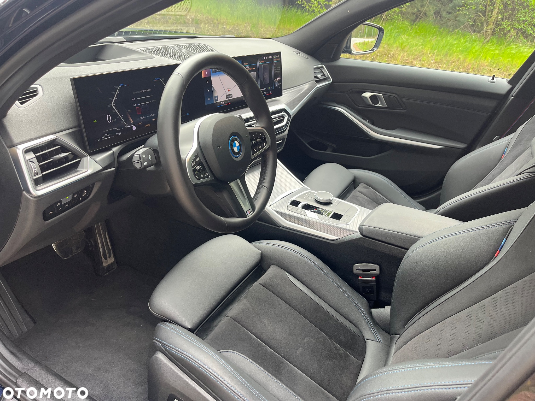 BMW Seria 3 330e M Sport sport - 11