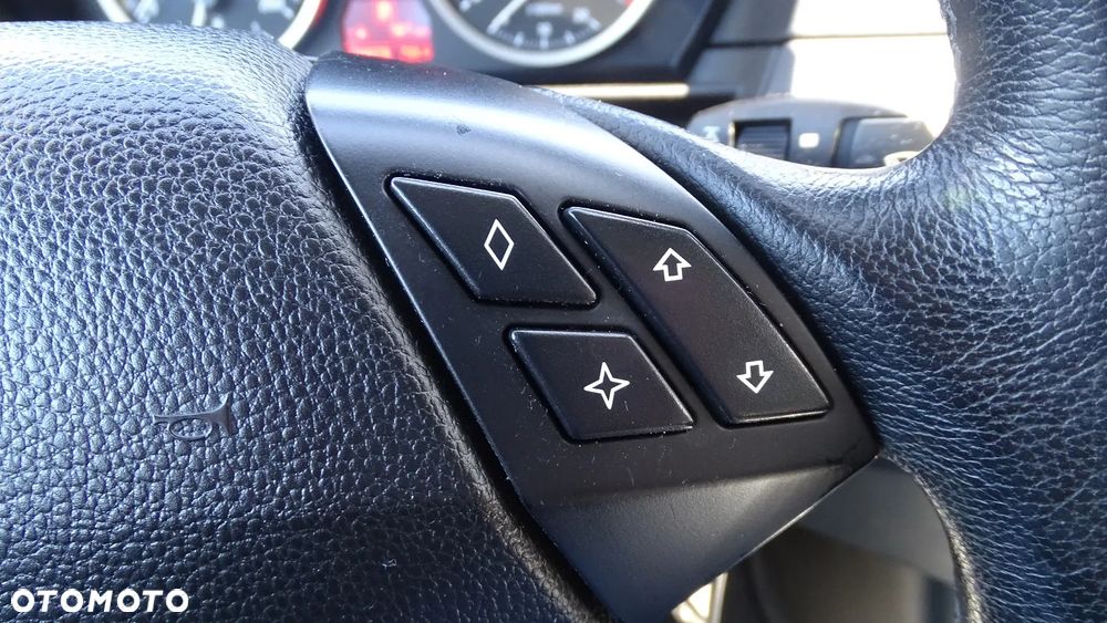 BMW Seria 5 525d - 21
