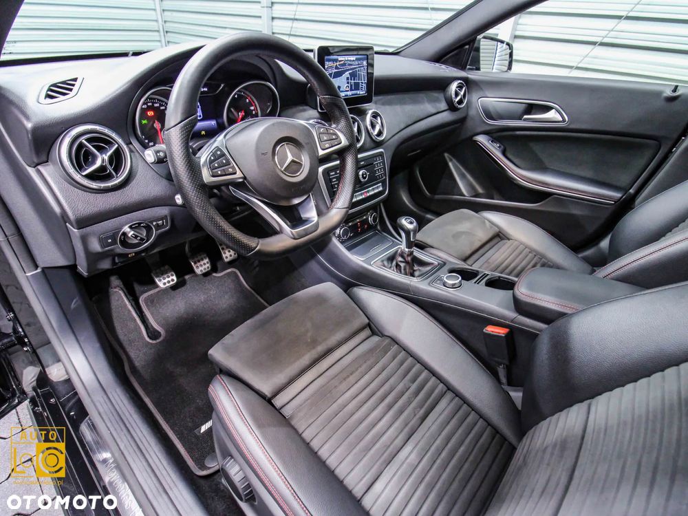 Mercedes-Benz CLA 200 (CDI) d AMG Line - 17