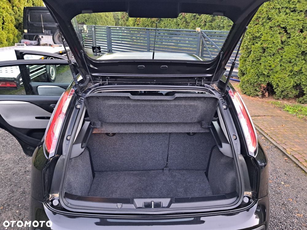 Fiat Punto ver-1-4-easy-s-s - 28