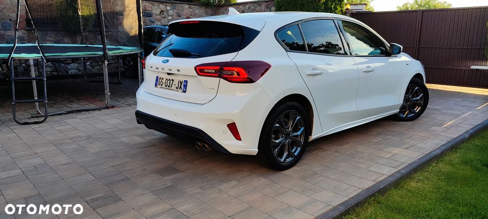 Ford Focus 1.0 EcoBoost Hybrid ST-LINE X - 5