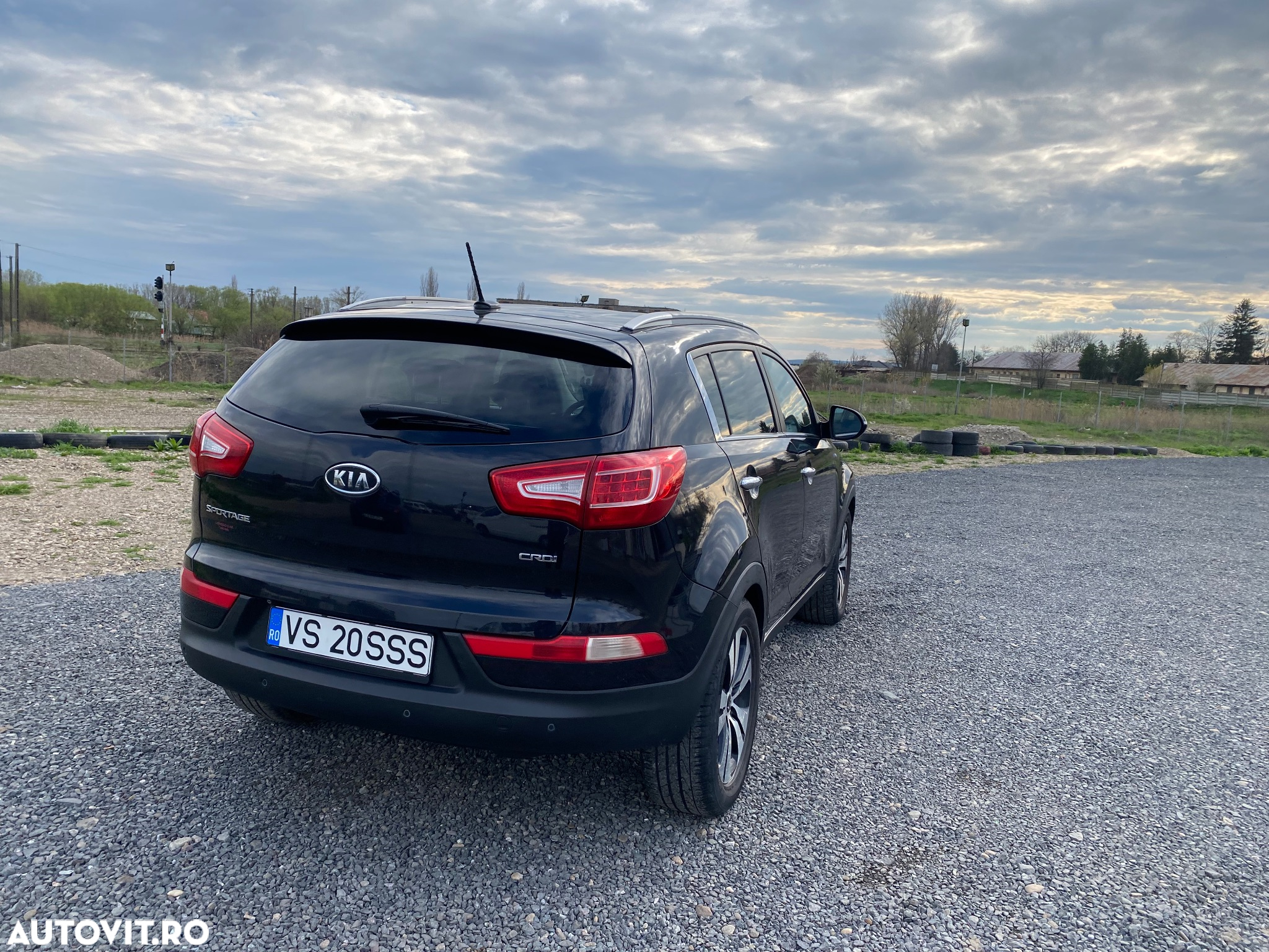 Kia Sportage 2.0 CRDI 4WD Automatik Vision - 19