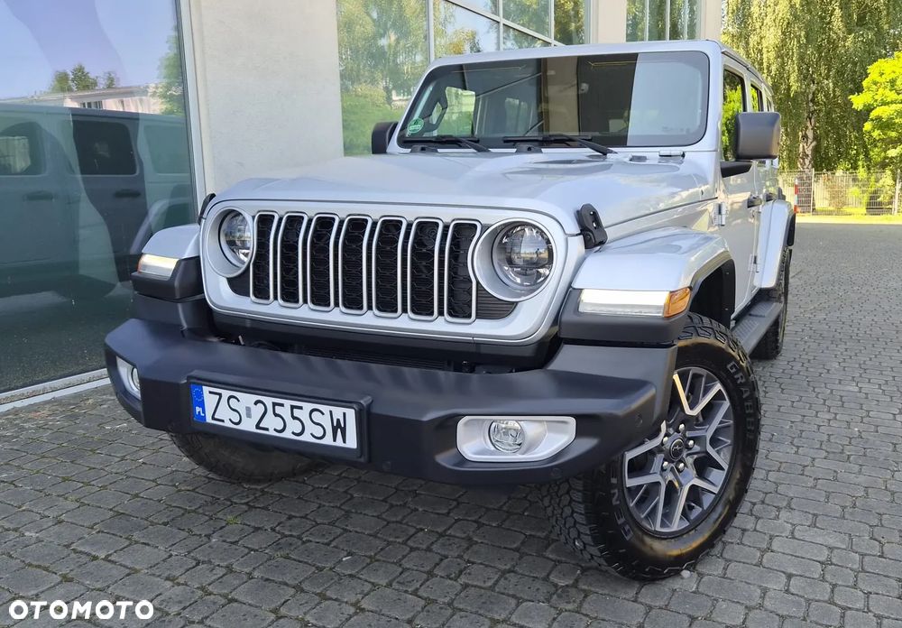 Jeep Wrangler Unlimited GME 2.0 Turbo Sahara - 17