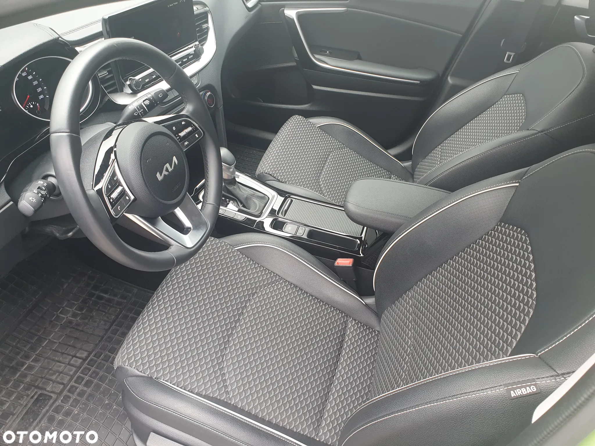 Kia XCeed 1.5 T-GDI L DCT - 8