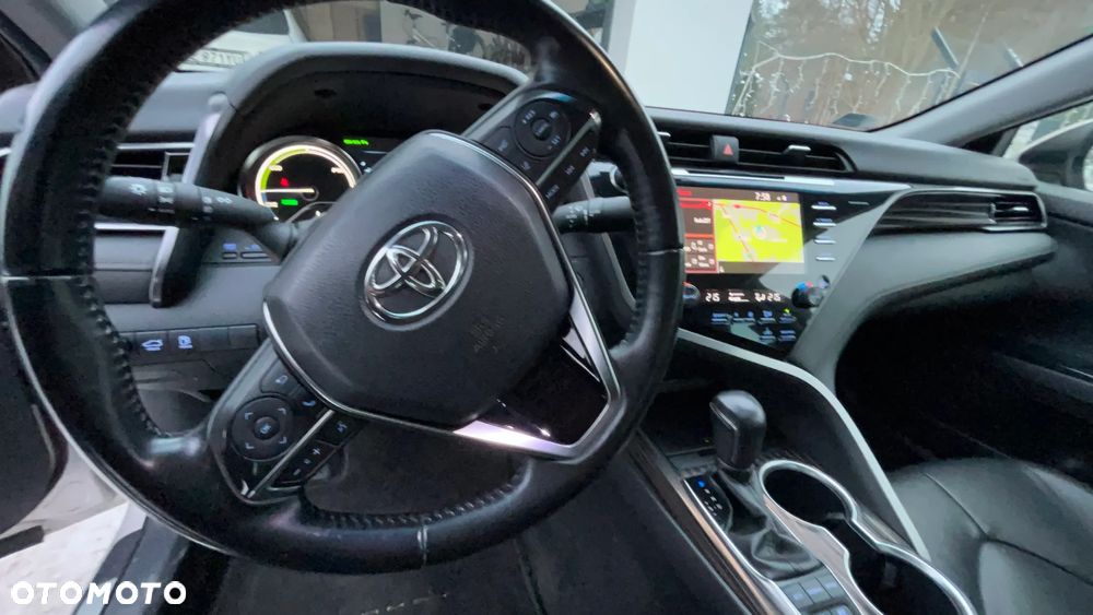 Toyota Camry 2.5 Hybrid Executive CVT - 10