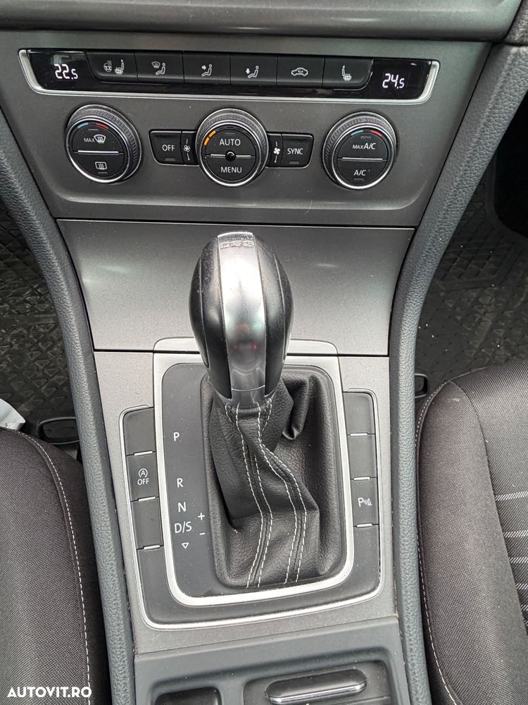 Volkswagen Golf 1.6 TDI BlueMotion Technology DSG Cup - 28