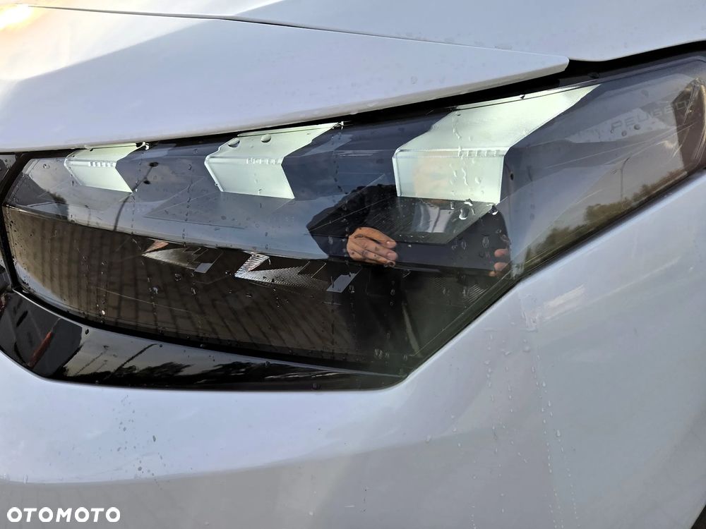 Peugeot Rifter Long MPV 1.2 PureTech Allure S&S N1 - 25