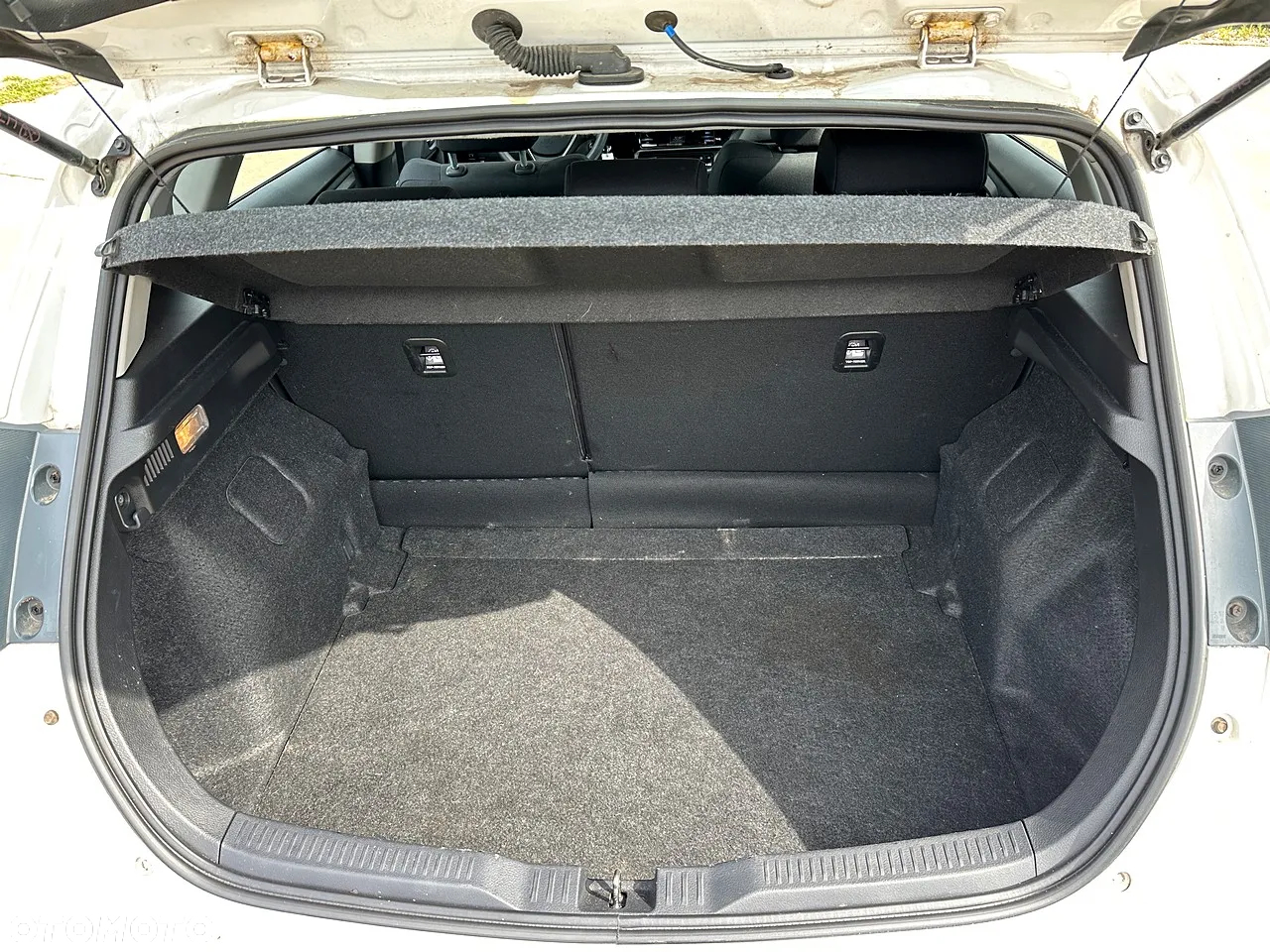 Toyota Auris 1.33 VVT-i Active - 9