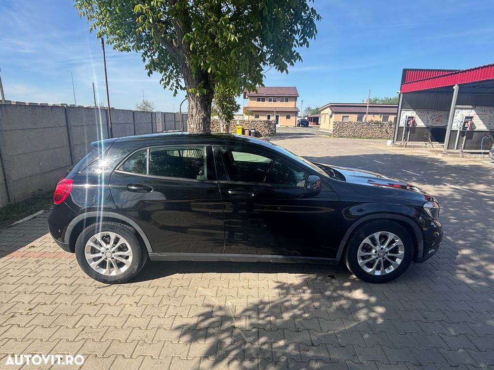 Mercedes-Benz GLA 220 CDI Aut. - 8