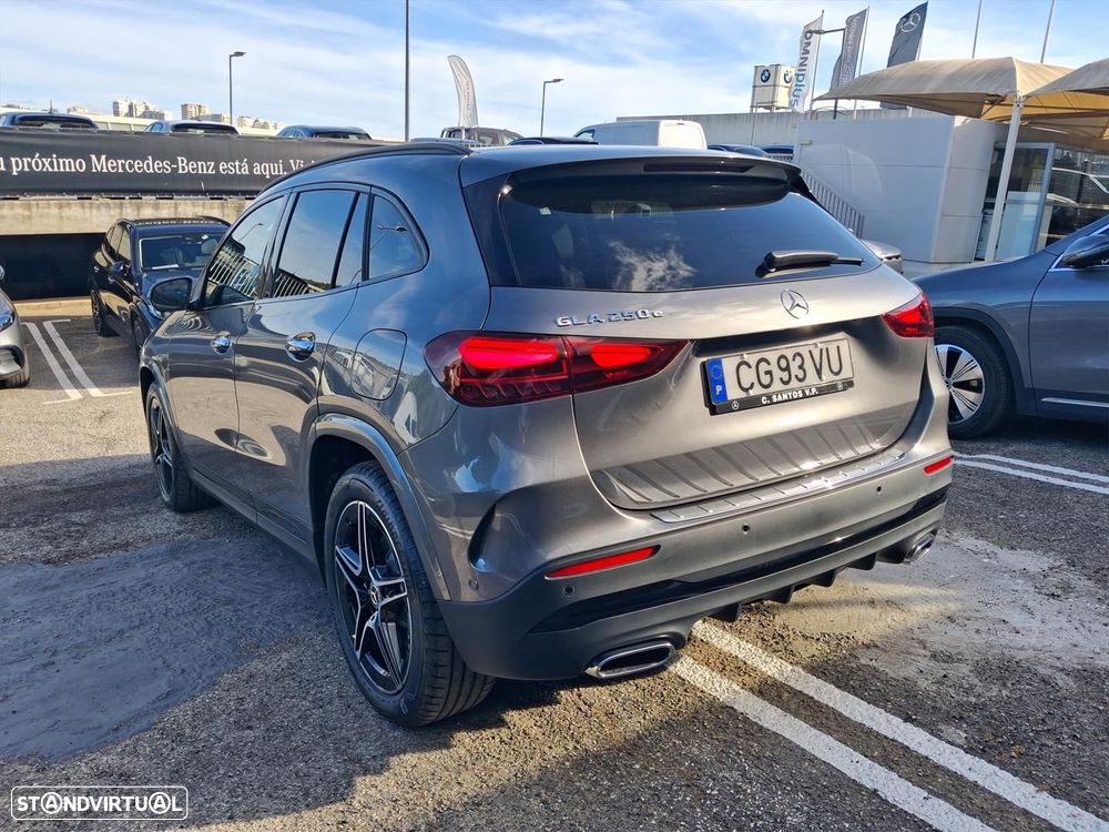Mercedes-Benz GLA 250 e AMG Line - 8