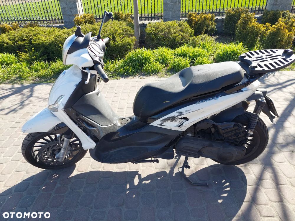 Piaggio Beverly - 2