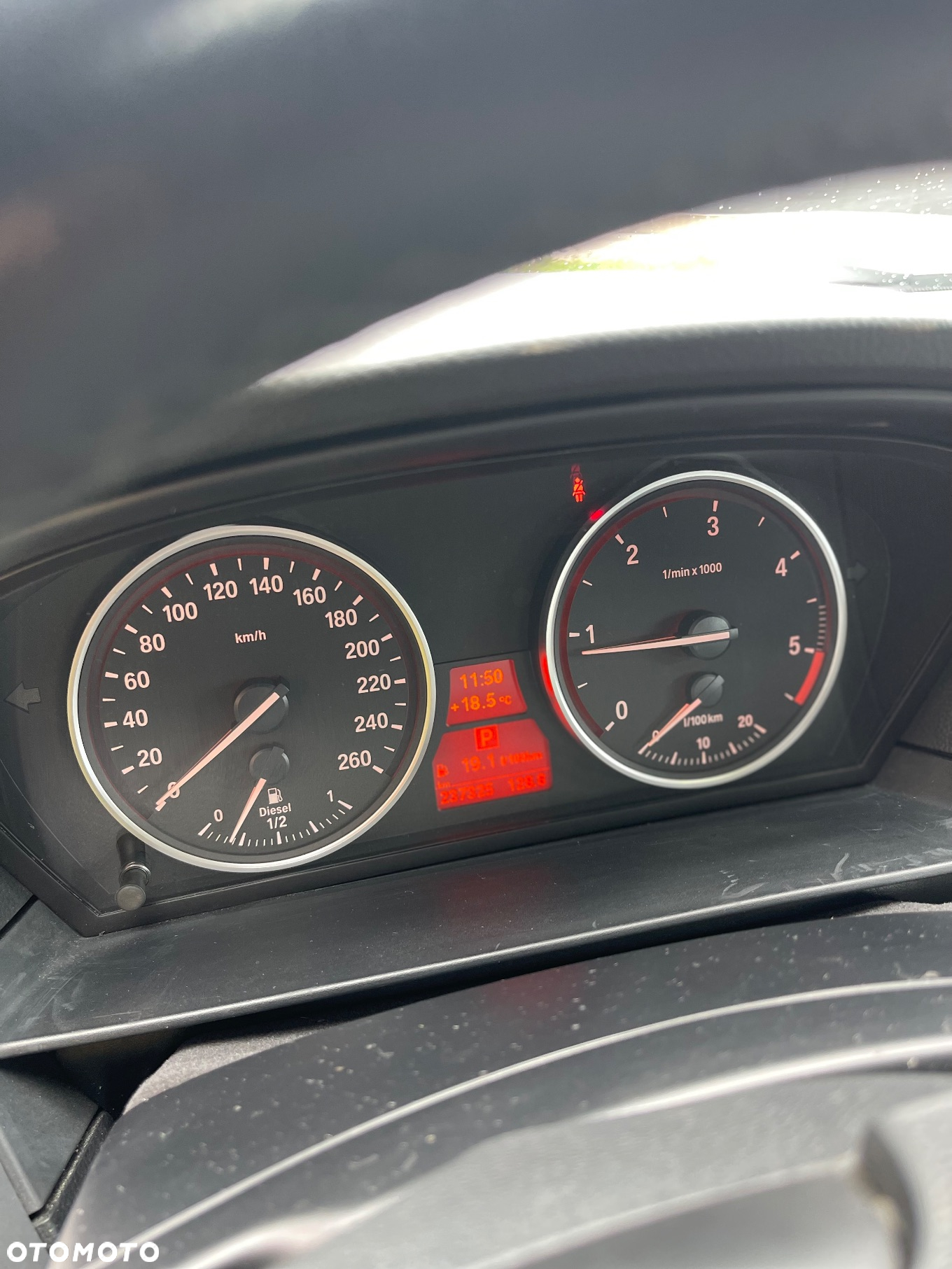 BMW Seria 5 520d Edition Sport - 16