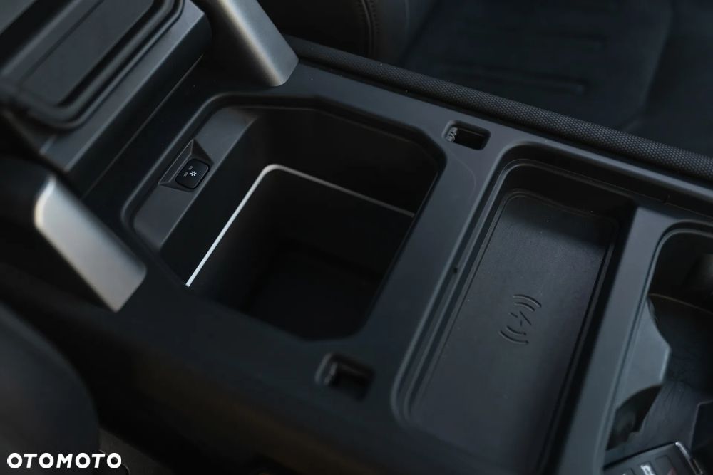 Land Rover Defender 110 5.0 P525 V8 - 25