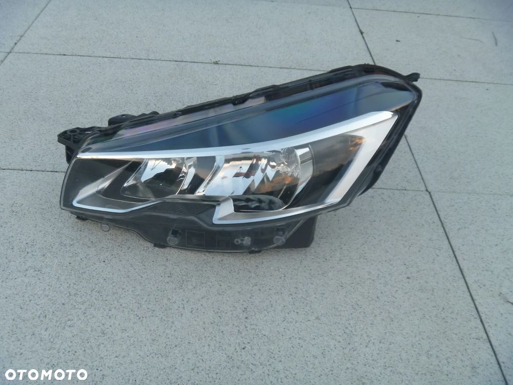 PEUGEOT 508 LIFT 14-19 LAMPA LEWA ORYGINAŁ IGŁA EUROPA 89908674 - 1