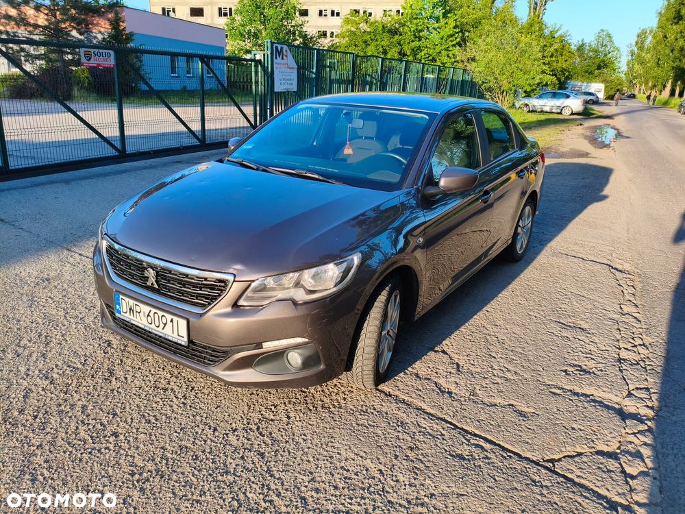 Peugeot 301 1.6 VTi Allure EU6 - 1