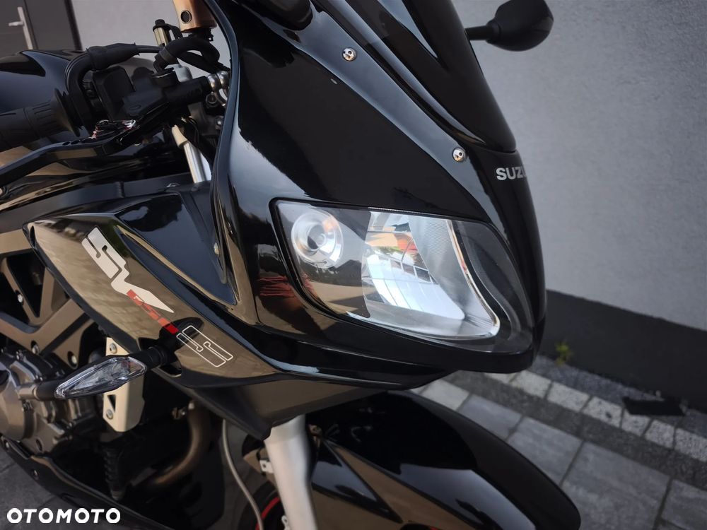 Suzuki SV - 12