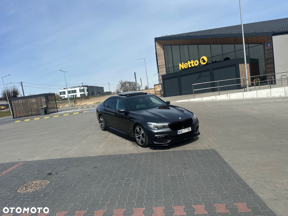 BMW Seria 7 740Li - 16