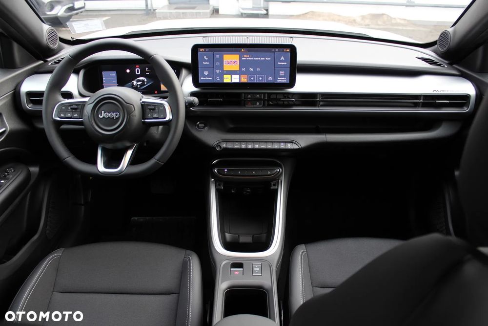 Jeep Avenger 1.2 T3 mHEV Altitude FWD eDCT6 - 8