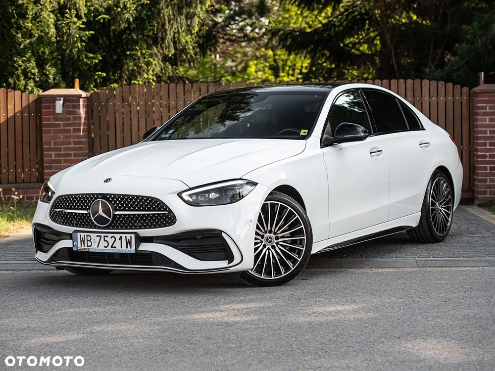 Mercedes-Benz Klasa C 180 mHEV AMG - 34