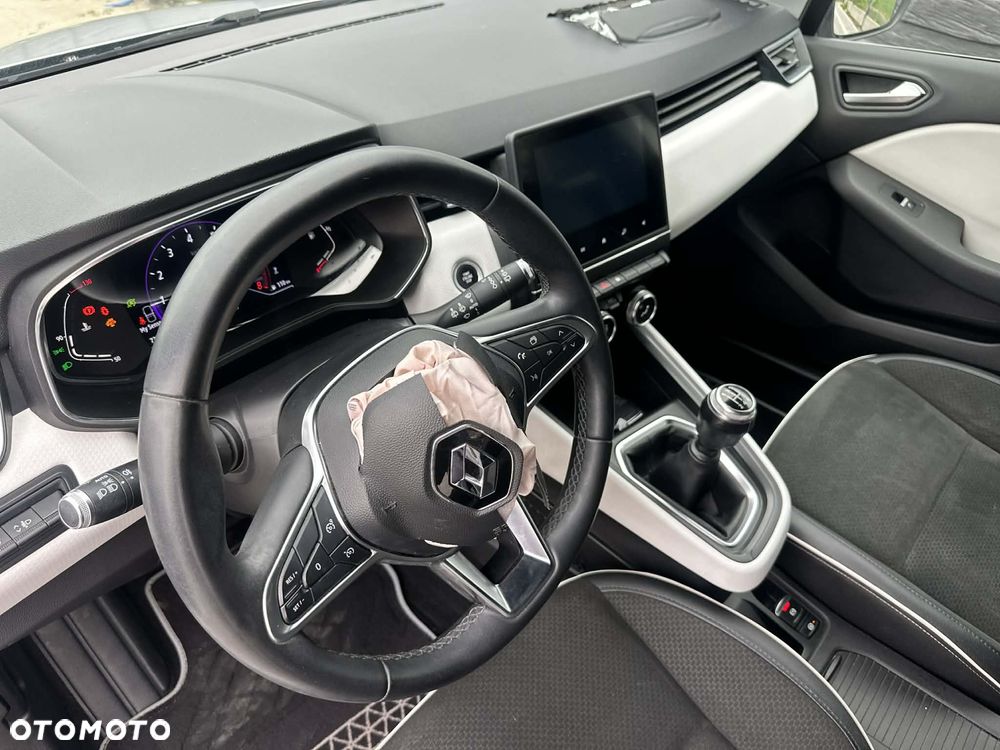 Renault Clio TCe 100 INTENS - 14