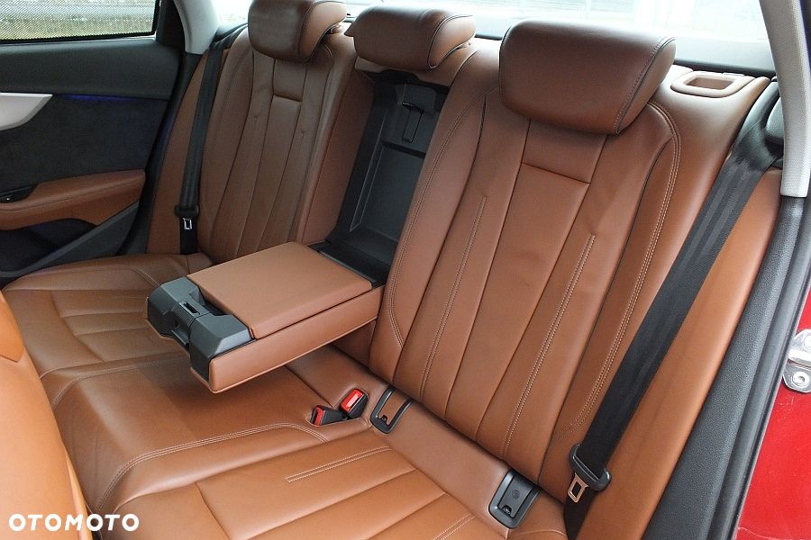 Audi A4 Limousine - 37