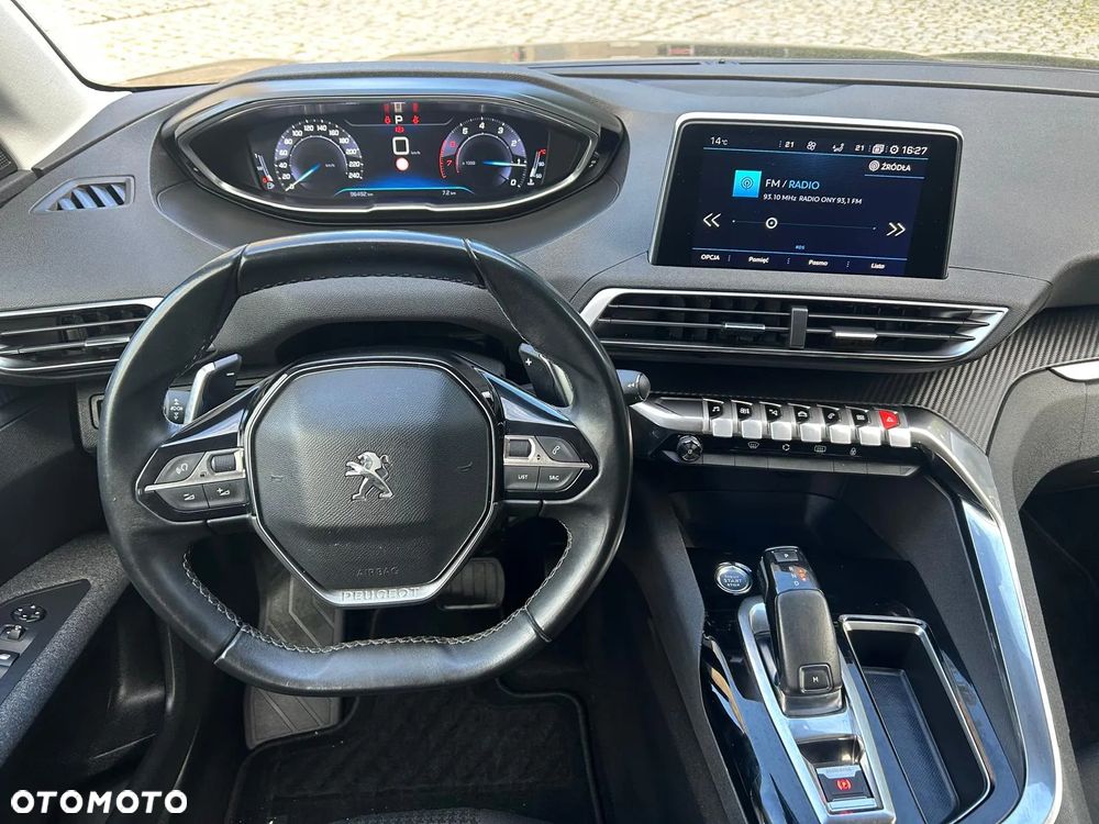 Peugeot 3008 1.2 PureTech GPF Active S&S EAT8 - 16