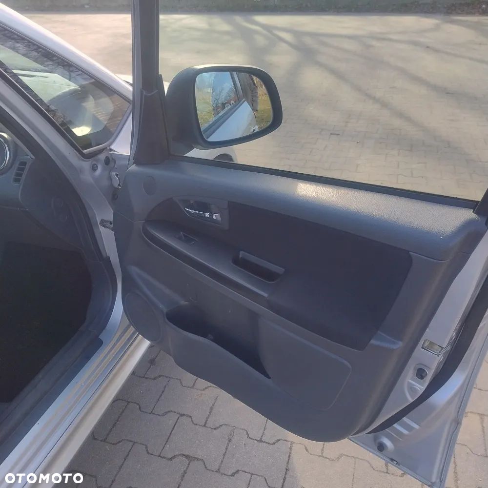 Suzuki SX4 1.6 VVT 4x2 Style - 10