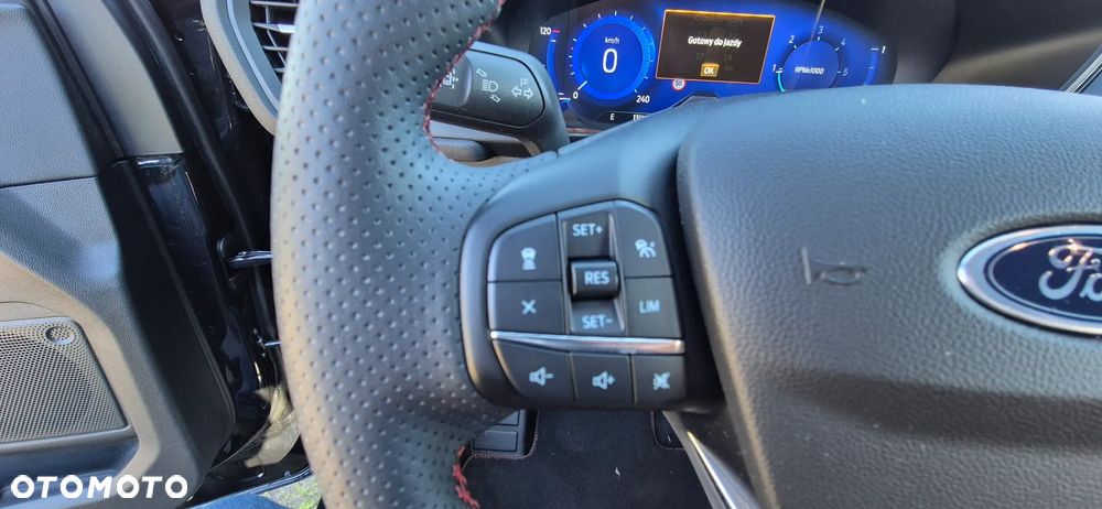 Ford Kuga 2.0 EcoBlue Hybrid ST-LINE - 23