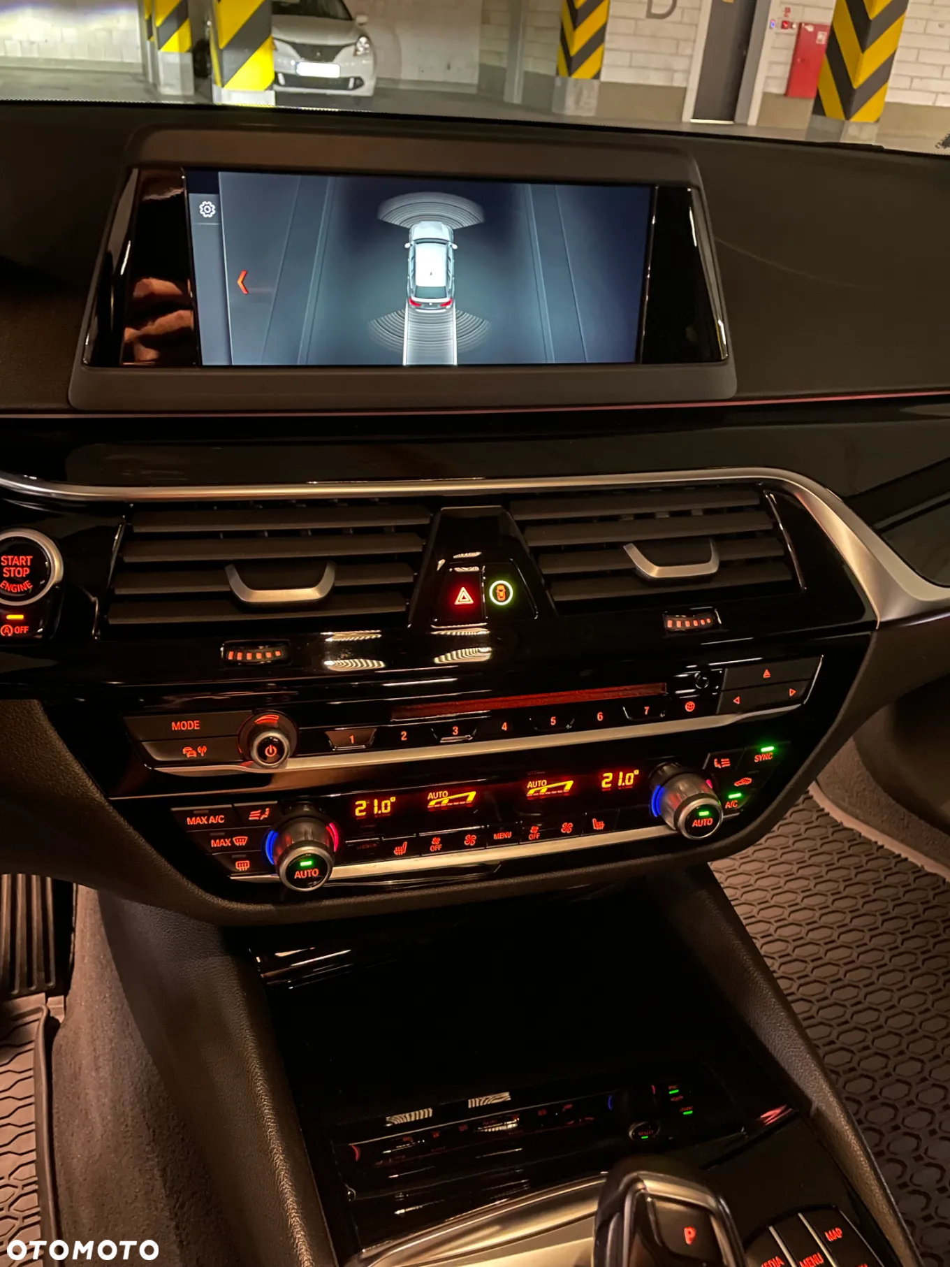 BMW Seria 5 518d Sport Line - 13
