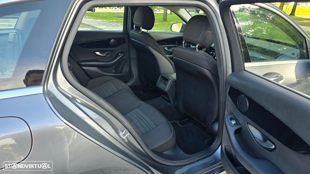 Mercedes-Benz C 180 BlueTEC Exclusive - 35